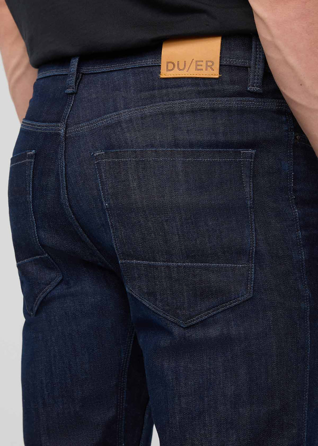 DU/ER PERFORM DENIM SLIM STRAIGHT