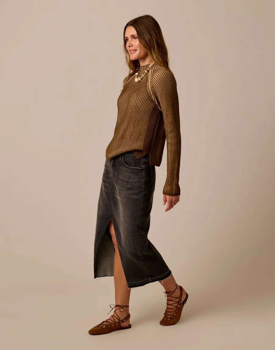 CARVE IVY REVERSIBLE SWEATER