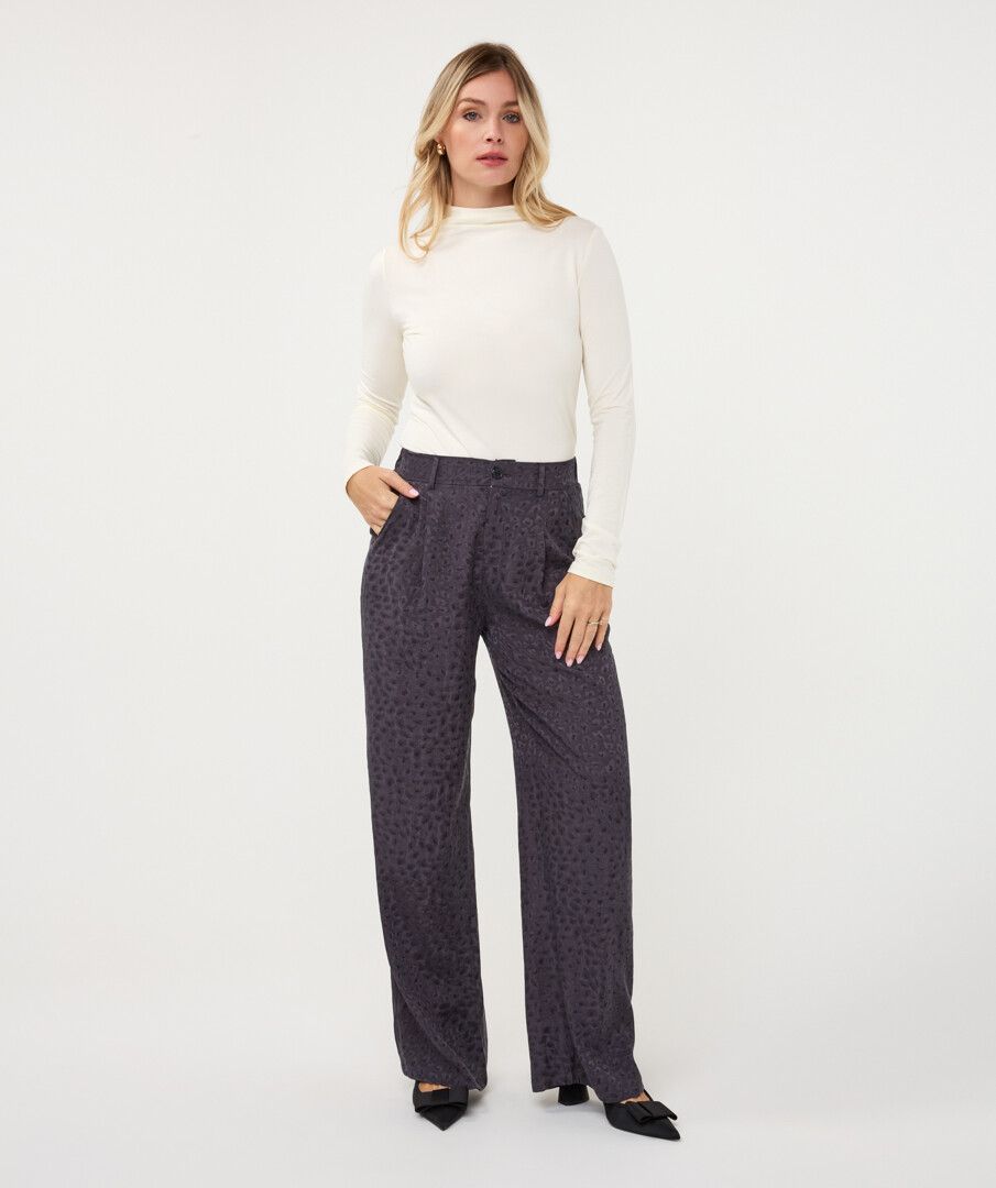 ESQUALO TOP TURTLE BASIC