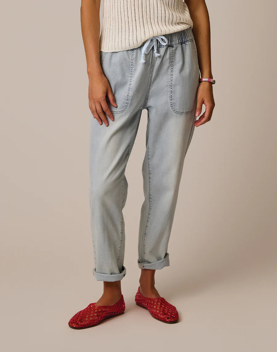CARVE ZOE DENIM LIGHT PANT