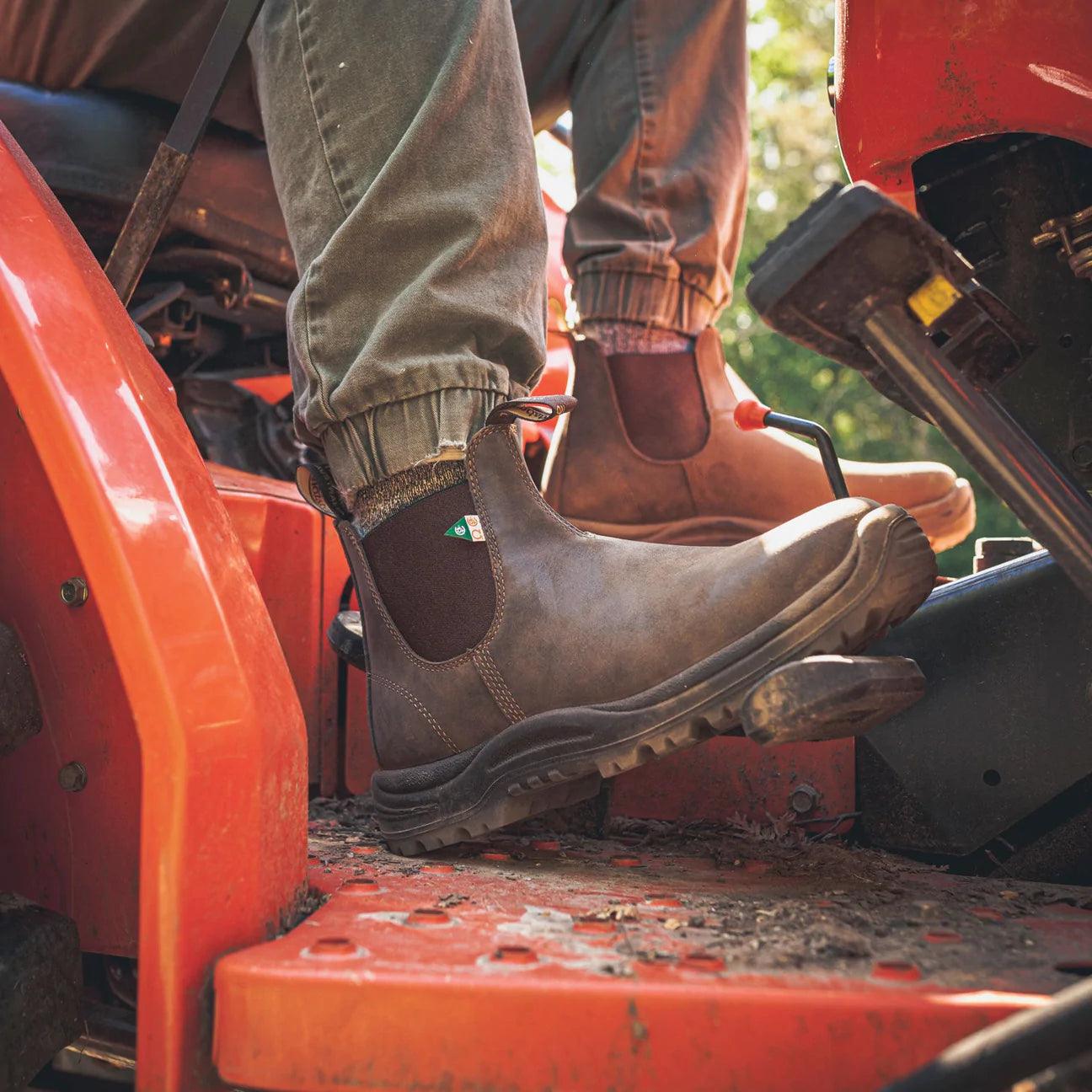 BLUNDSTONE WORK AND SAFETY - Cottage Toys - Peterborough - Ontario - Canada